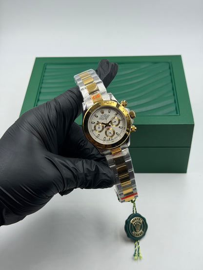 Rolex Daytona Watch by Stylevault - Angle 1