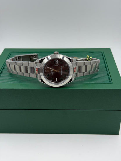 Rolex DateJust 41mm Watch by Stylevault - Angle 2