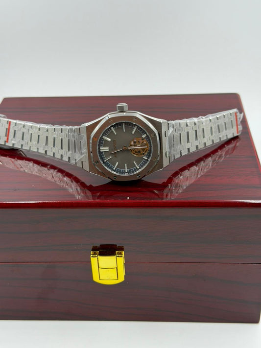Audemas Piguet Watch by Stylevault - Angle 2