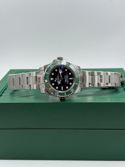Rolex Submariner Watch by Stylevault - Angle 2