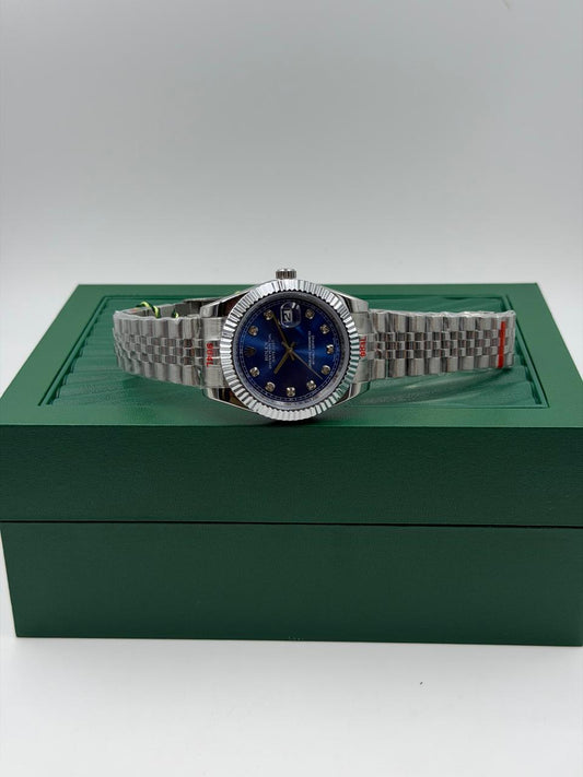 Rolex DateJust Watch by Stylevault - Angle 2